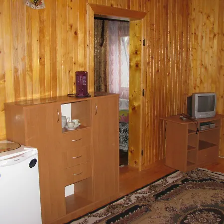 Leleka Πανσιόν Skhidnytsia